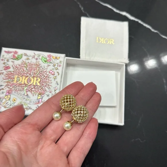 Dior Tribales Earrings - Picture 4 of 7